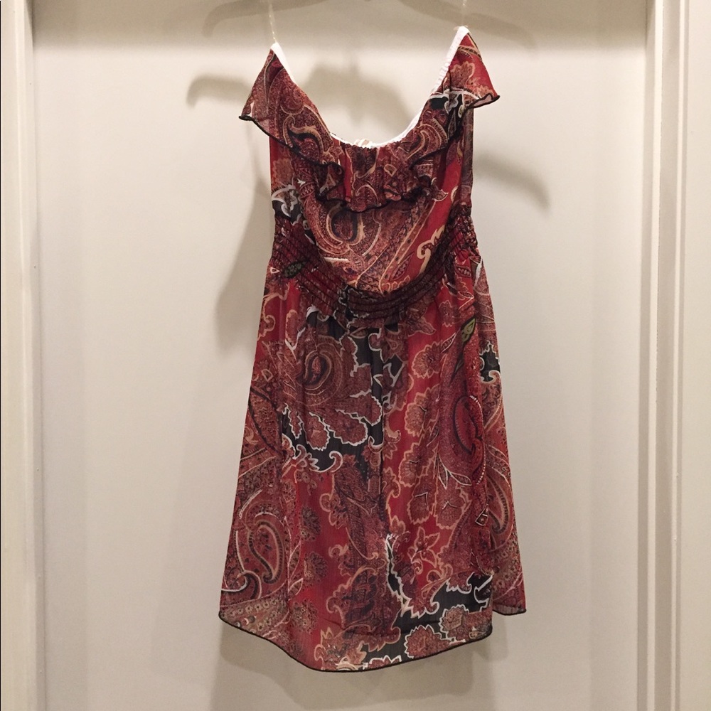 Junior's strapless dress